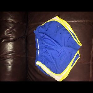 Women’s Nike athletic shorts size M